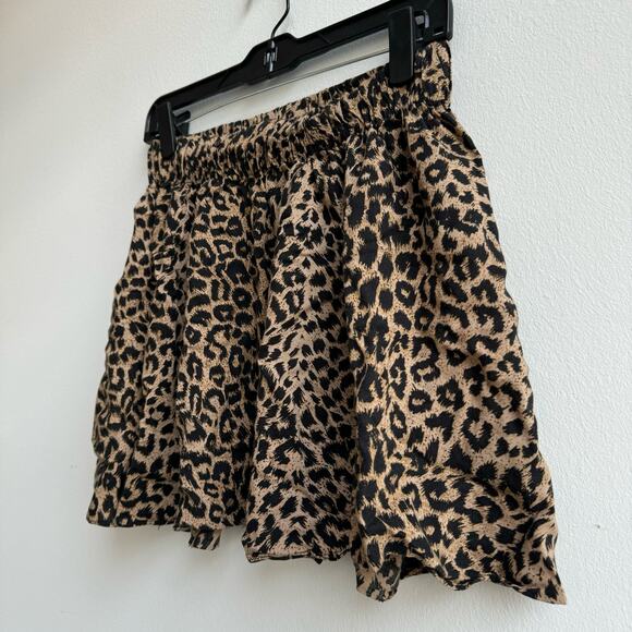 Victoria's Secret PINK Leopard Print Mini Skirt - Medium - Picture 4 of 6